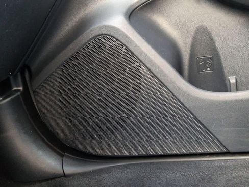 Used 2020 Subaru Crosstrek 2.0i image 30