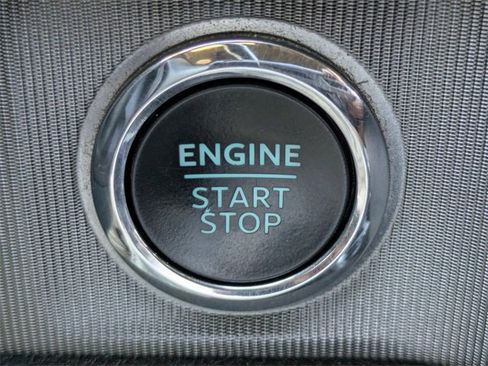 Certified 2023 Ford F250 Platinum image 28