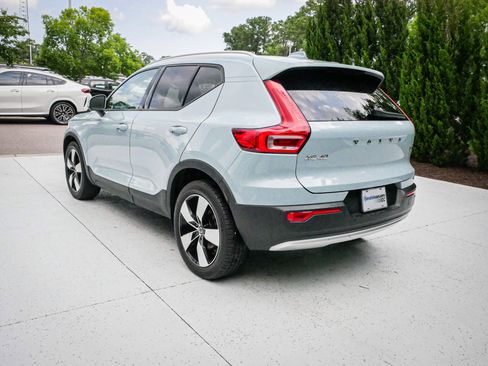 Used 2019 Volvo XC40 T5 Momentum AWD/4WD image 9