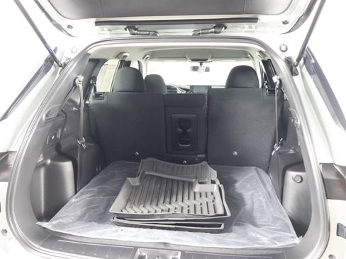 Used 2024 Mitsubishi Outlander ES image 48