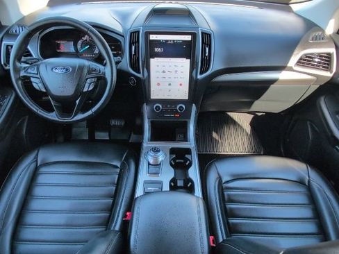 Used 2022 Ford Edge SEL w/ Convenience Package image 5