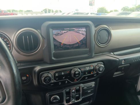 Used 2020 Jeep Wrangler Unlimited Sport AWD/4WD image 14