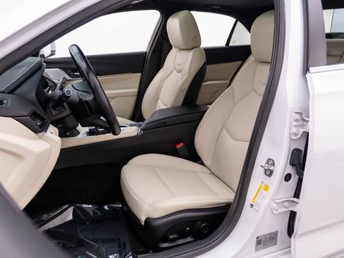 Certified 2023 Cadillac CT4 Premium Luxury AWD/4WD image 19