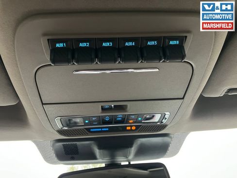 Used 2025 Ford F250 Platinum w/ Platinum Plus Package AWD/4WD image 18