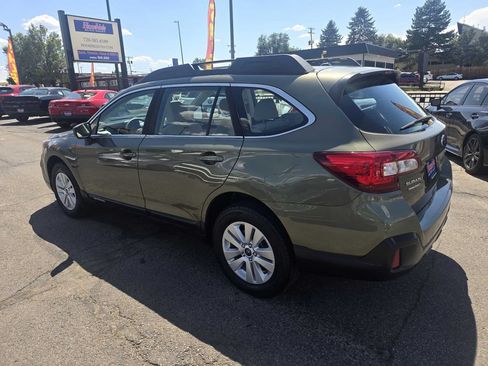 Used 2019 Subaru Outback 2.5i AWD/4WD image 14