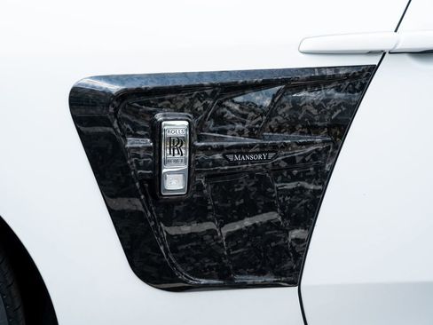 Used 2024 Rolls-Royce Spectre w/ Spectre Launch Package AWD/4WD image 32