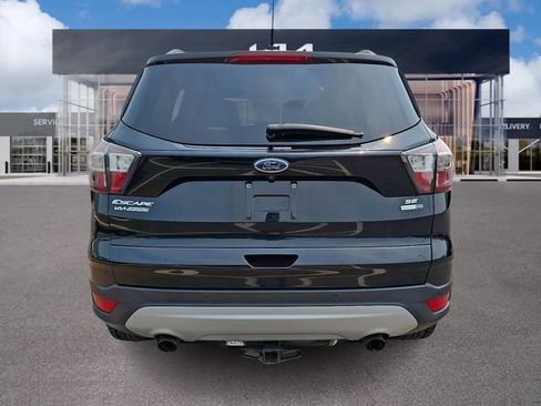 Used 2017 Ford Escape SE w/ Equipment Group 201A AWD/4WD image 5