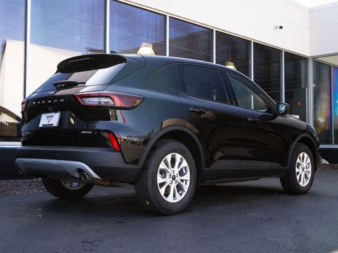 Used 2025 Ford Escape Active w/ Tech Pack #1 image 9