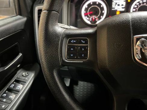 Used 2017 RAM 1500 Express AWD/4WD image 22