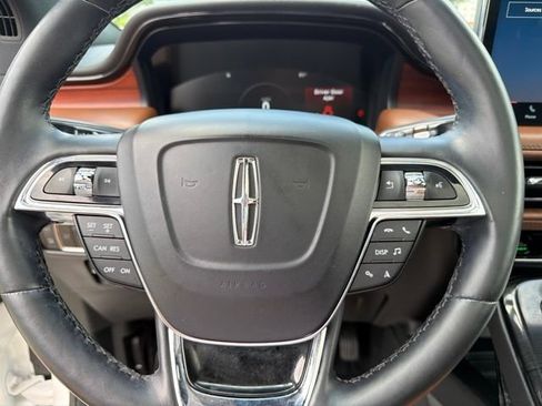 Used 2023 Lincoln Nautilus Reserve FWD image 22