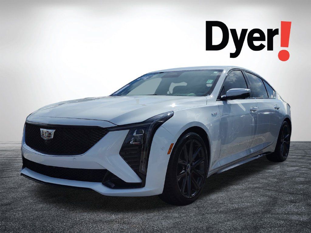 Used 2025 Cadillac CT5 V w/ Technology Package RWD image 8