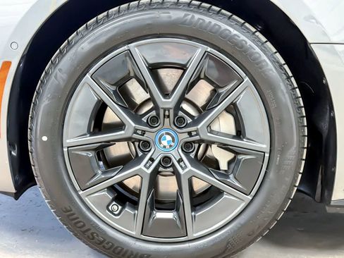 Used 2023 BMW i4 eDrive35 w/ Premium Package RWD image 26