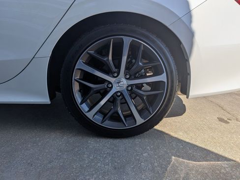 Certified 2023 Honda Civic Touring image 34