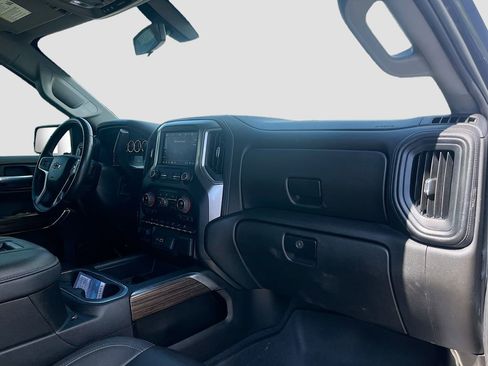 Used 2021 Chevrolet Silverado 1500 LT Trail Boss w/ Convenience Package II image 29