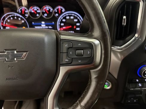 Used 2019 Chevrolet Silverado 1500 LT Trail Boss AWD/4WD image 15