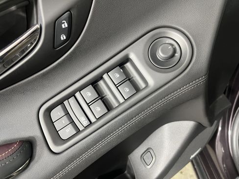 Used 2014 Buick LaCrosse Premium w/ Ultra Luxury Package image 18