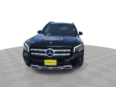 Used 2020 Mercedes-Benz GLB 250 w/ Premium Package image 3