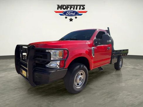 Used 2022 Ford F350 XL w/ Power Equipment Group AWD/4WD image 2