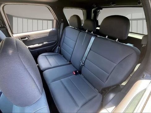 Used 2010 Ford Escape XLT FWD image 19