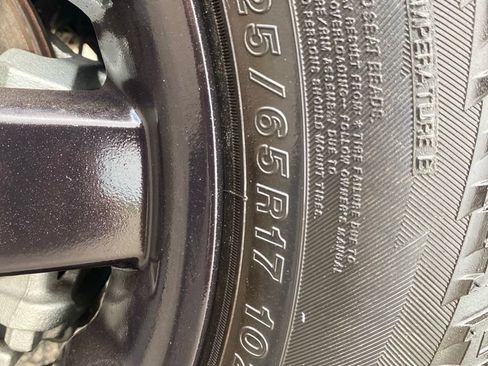Used 2025 Subaru Outback Wilderness AWD/4WD image 32