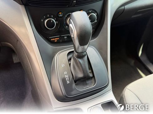 Used 2016 Ford Escape SE FWD image 29