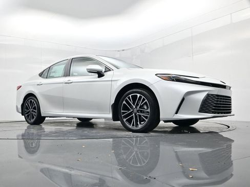New 2026 Toyota Camry XLE image 51