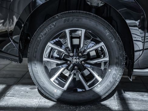 New 2026 Toyota bZ XLE image 19