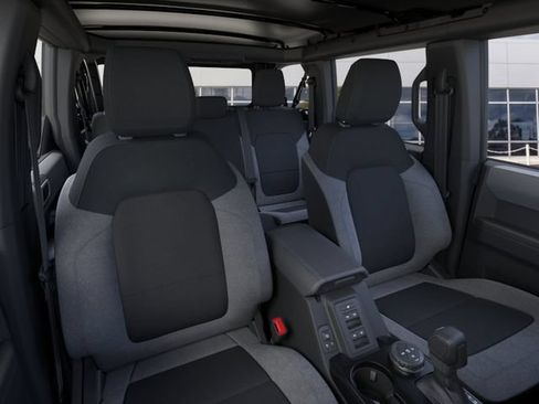 New 2026 Ford Bronco 4-Door AWD/4WD image 10