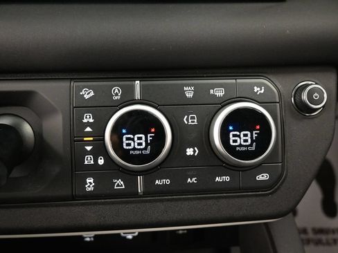Used 2024 Land Rover Defender 110 S AWD/4WD image 14