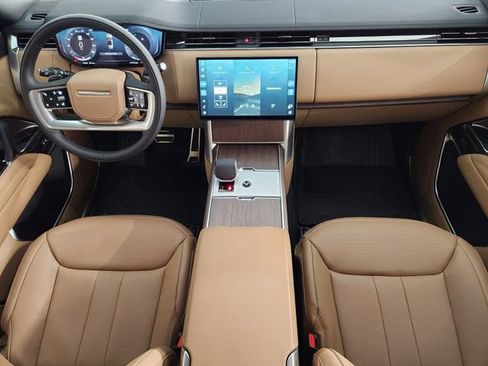 New 2026 Land Rover Range Rover SE image 4