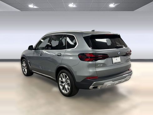 Certified 2024 BMW X5 xDrive40i w/ Parking Assistance Package image 3