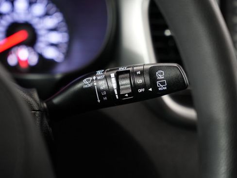 Used 2019 Kia Sorento FWD V6 image 15