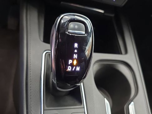 Used 2024 Cadillac XT4 Premium Luxury image 28