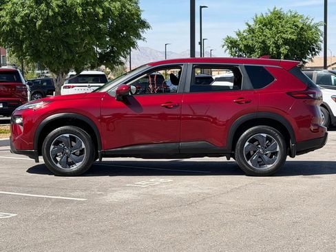 Certified 2024 Nissan Rogue SV FWD image 2