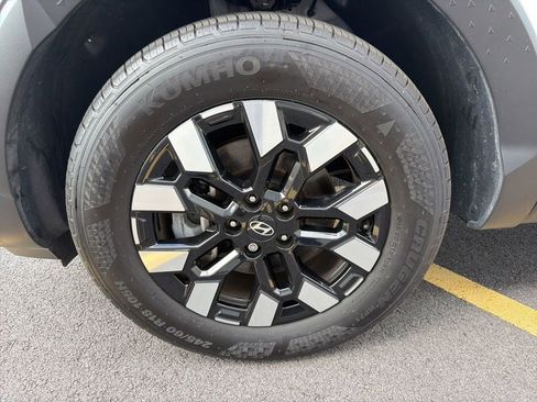 Used 2025 Hyundai Santa Cruz SEL AWD/4WD image 18