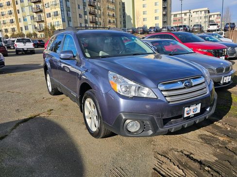 Used 2014 Subaru Outback 2.5i Premium w/ Popular Package #1B image 1