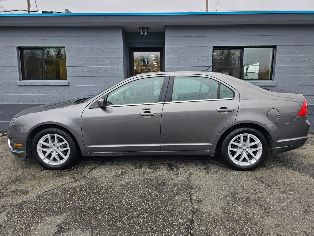 Used 2010 Ford Fusion SEL AWD/4WD image 2