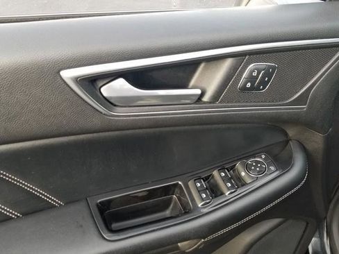 Used 2015 Ford Edge Sport image 11