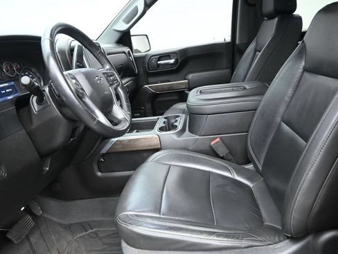 Used 2019 Chevrolet Silverado 1500 LT Trail Boss AWD/4WD image 12