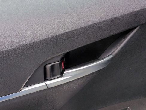 Used 2024 Toyota Camry SE w/ Convenience Package image 29