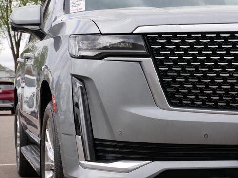 Certified 2023 Cadillac Escalade Premium Luxury w/ Performance Package AWD/4WD image 16