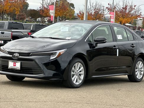 New 2026 Toyota Corolla XLE image 7