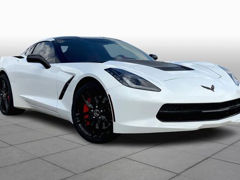 Used 2015 Chevrolet Corvette Stingray Coupe w/ 3LT Preferred Equipment Group image 2