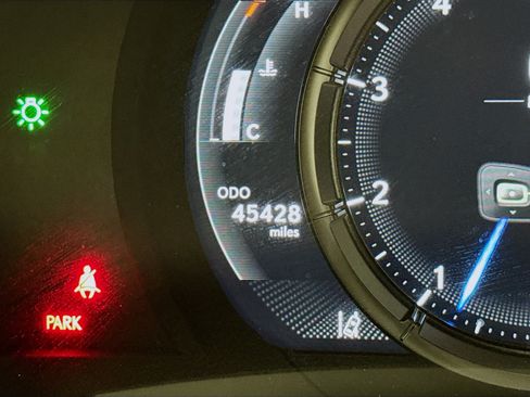 Used 2021 Lexus IS 350 F Sport w/ Navigation Package RWD image 8