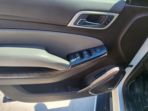 Used 2019 GMC Yukon Denali w/ Denali Ultimate Package AWD/4WD image 10