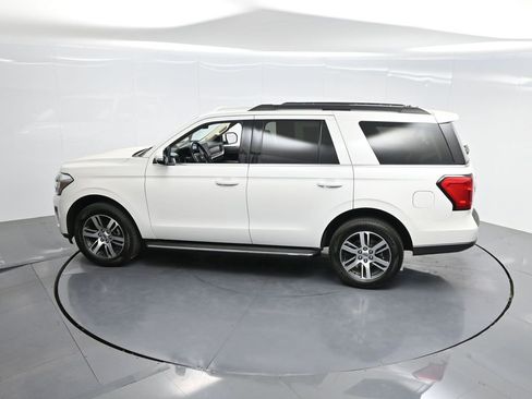 Used 2022 Ford Expedition XLT image 63