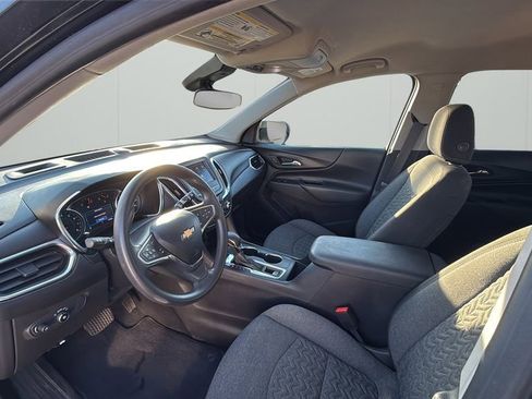 Used 2023 Chevrolet Equinox LT image 35