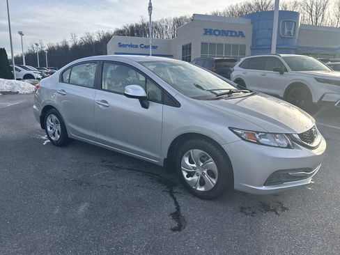 Used 2013 Honda Civic LX image 3