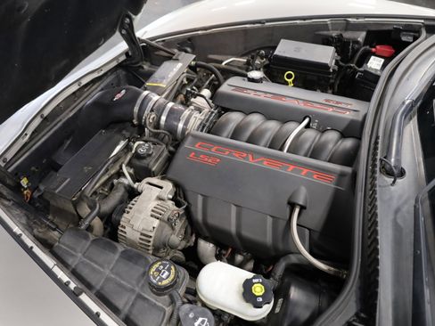 Used 2005 Chevrolet Corvette Convertible w/ Preferred Equipment Group image 31