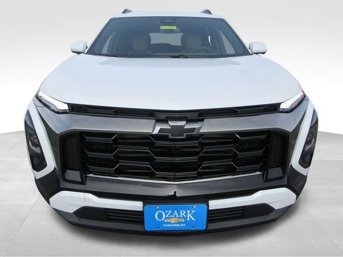 New 2026 Chevrolet Equinox ACTIV image 8